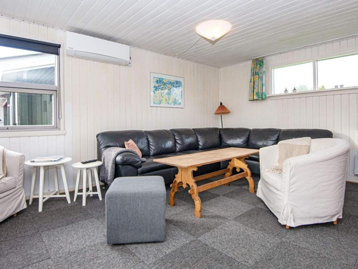 6 Person Holiday Home In Hvide Sande Nørre Lyngvig Exterior foto